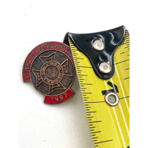 VFW 1997 Veterans Helping Veterans Lapel Pin Collectible Badge - Picture 4 of 4